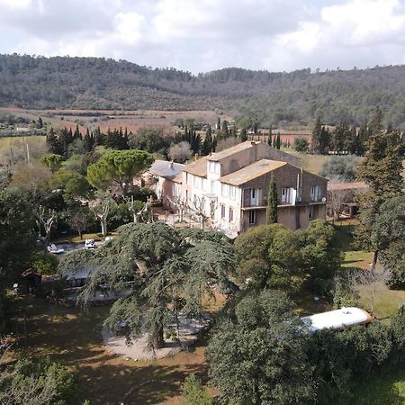 Bed And Breakfast La Grande Lauzade Le Luc Bagian luar foto