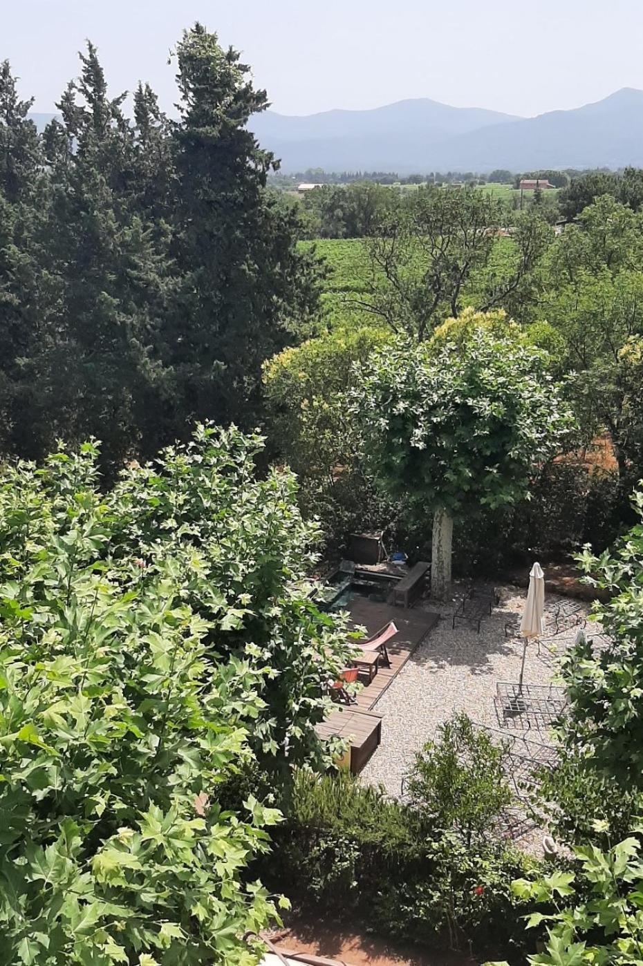 Bed And Breakfast La Grande Lauzade Le Luc Bagian luar foto