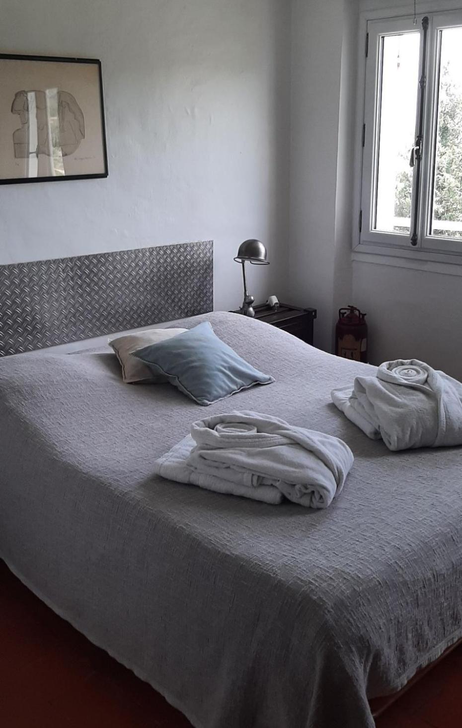 Bed And Breakfast La Grande Lauzade Le Luc Ruang foto