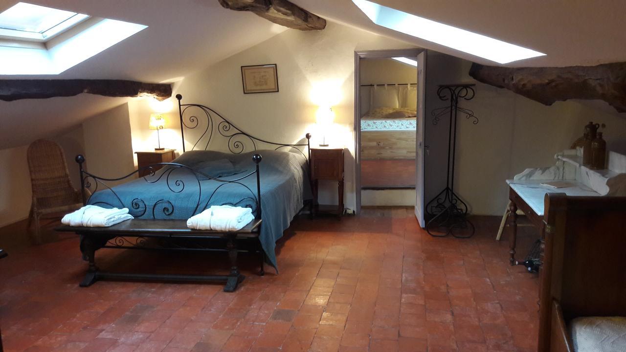 Bed And Breakfast La Grande Lauzade Le Luc Bagian luar foto