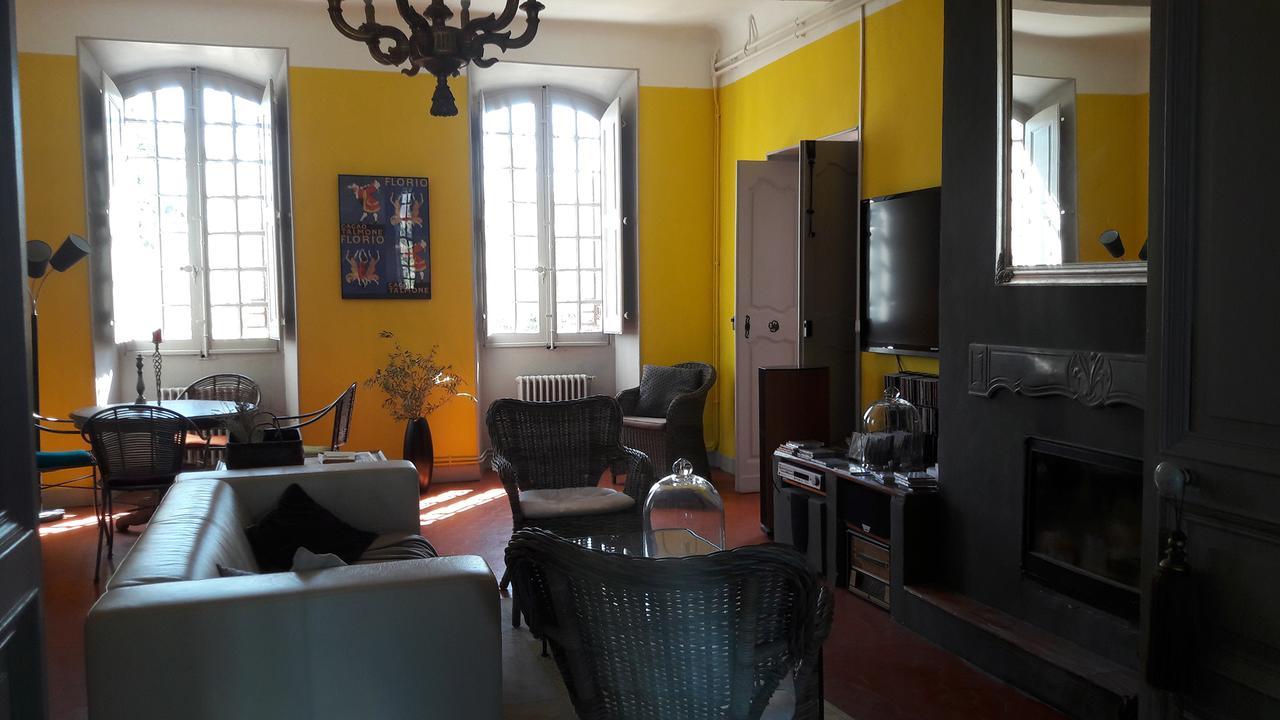 Bed And Breakfast La Grande Lauzade Le Luc Bagian luar foto